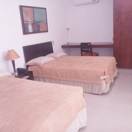 Hotel Cuarta Avenida Cali Exteriör bild
