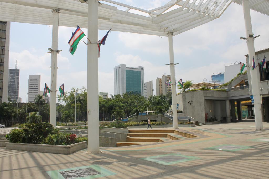 Hotel Cuarta Avenida Cali Exteriör bild